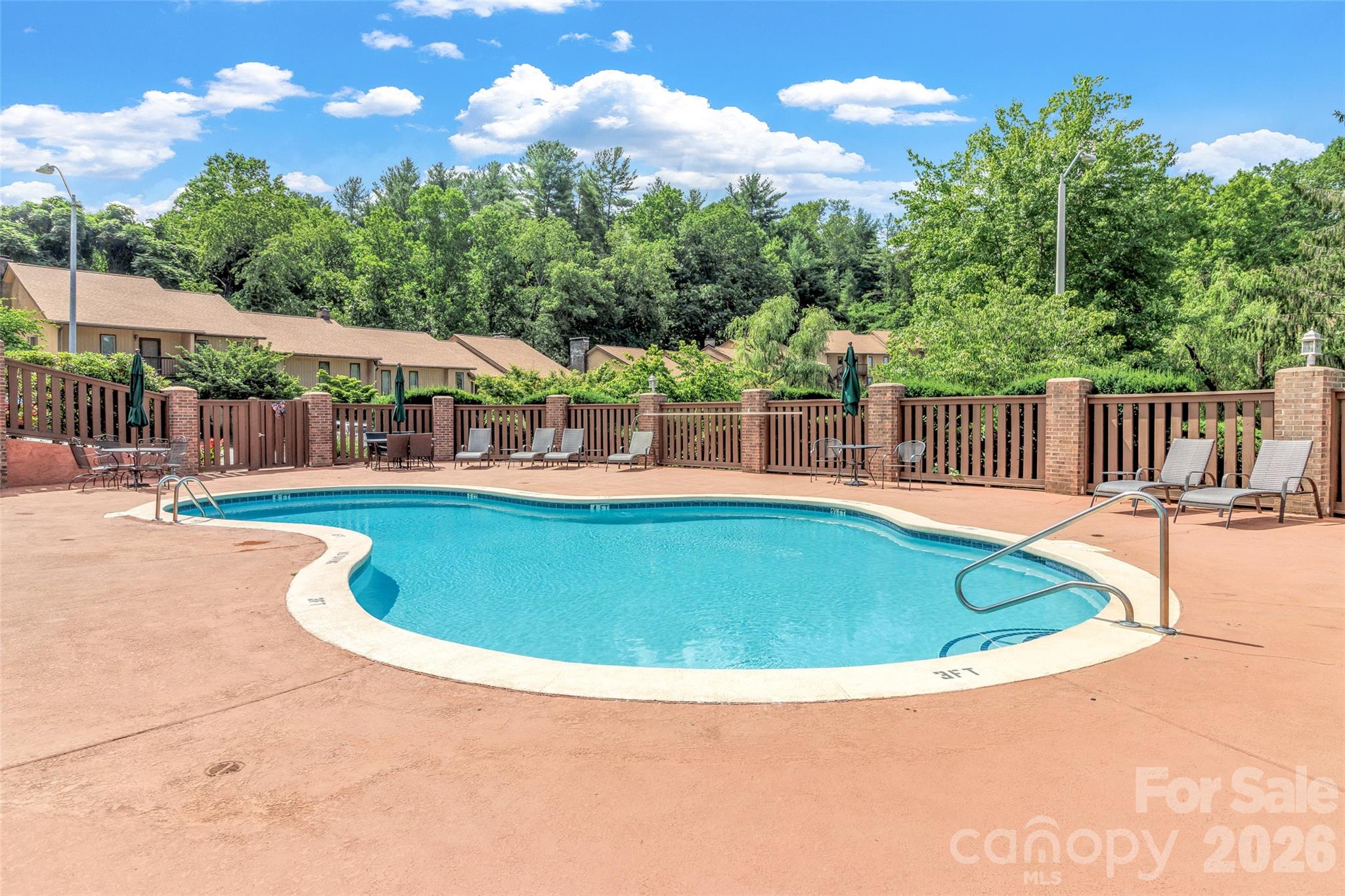 117 Pebble Creek Drive — Asheville