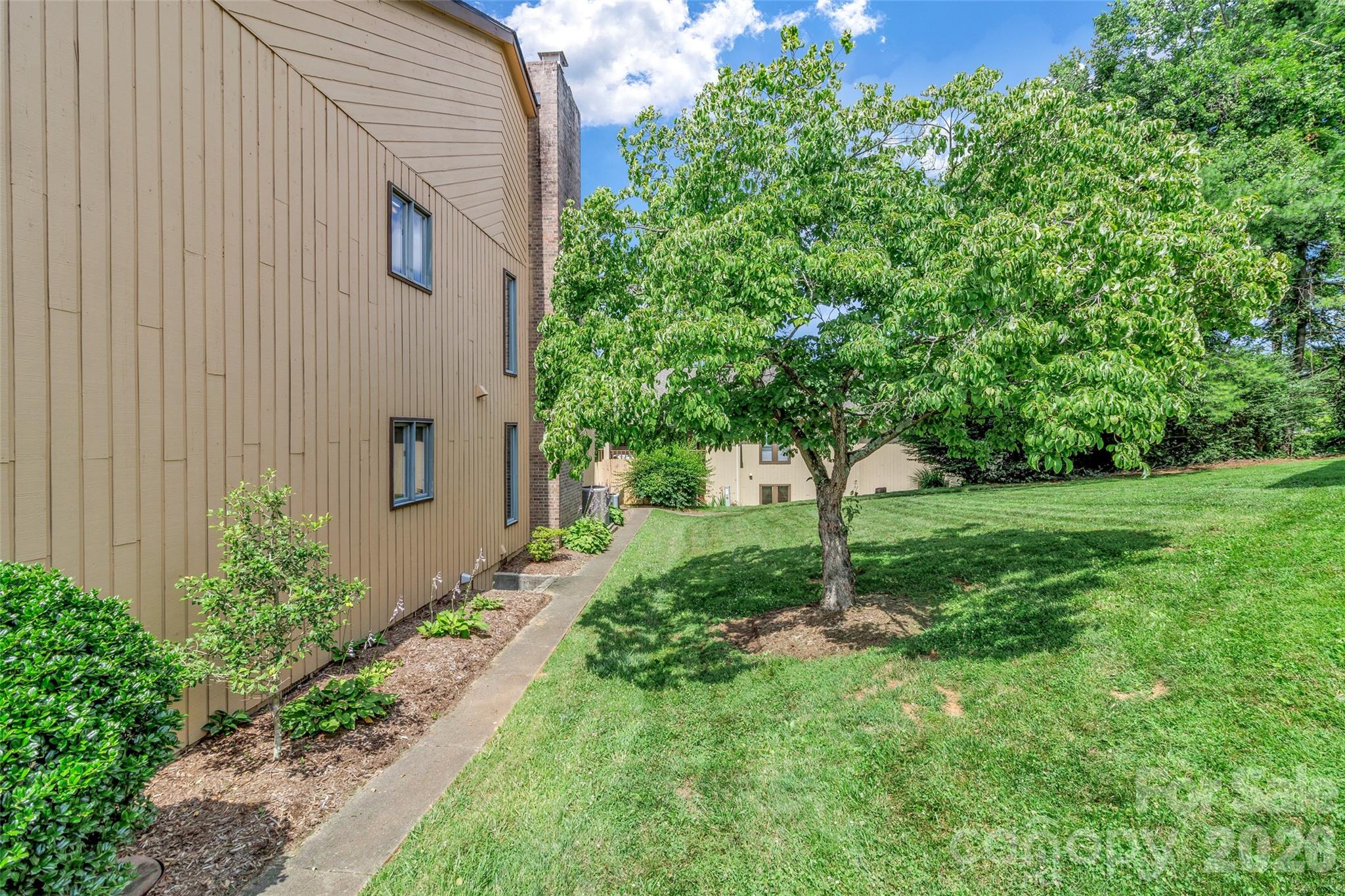 117 Pebble Creek Drive — Asheville