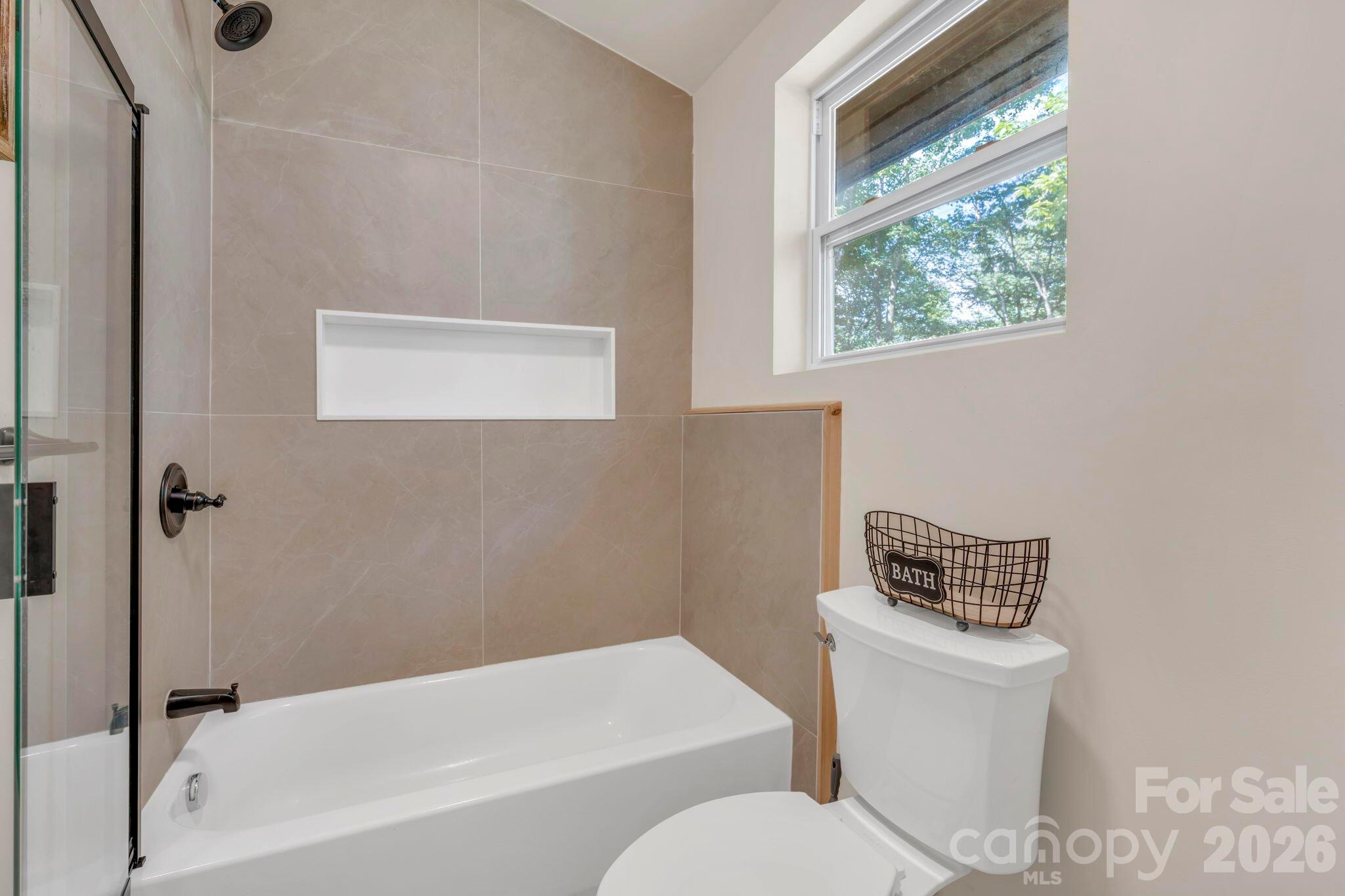 133 Greenbriar Road — Beech Mountain