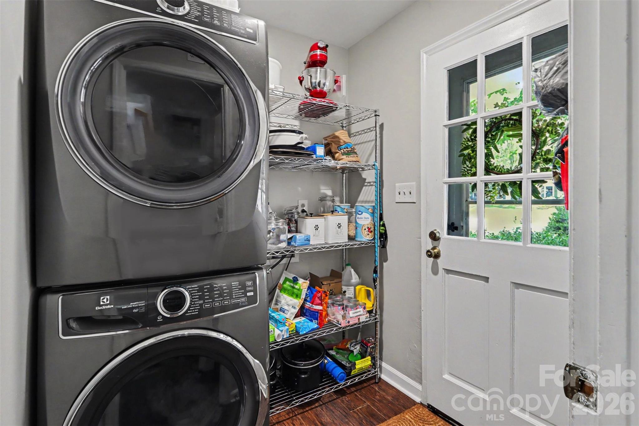 320 Sunnywood Lane — Charlotte