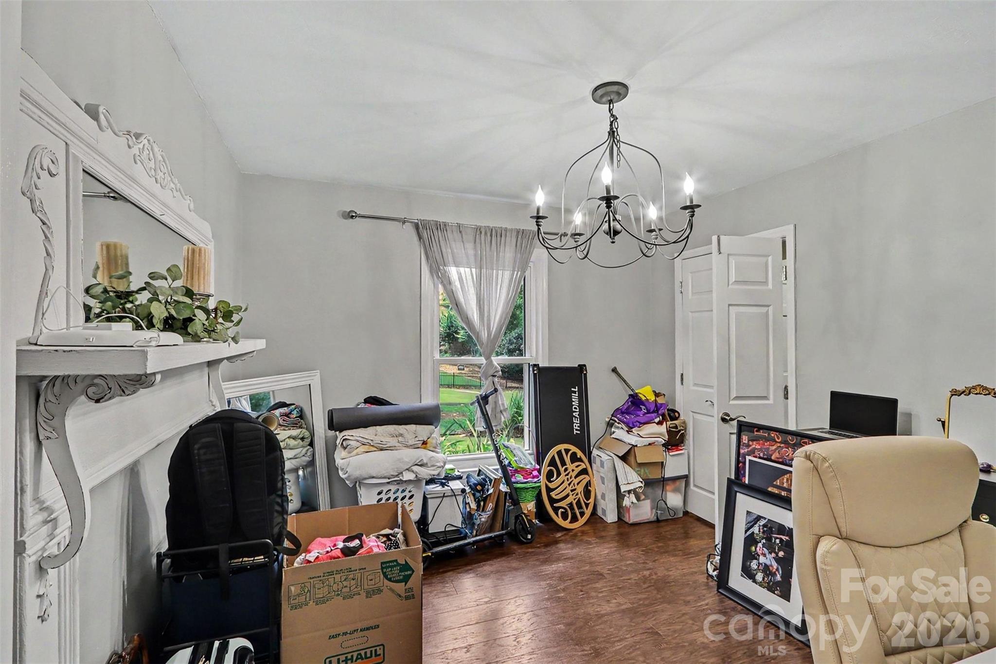 320 Sunnywood Lane — Charlotte