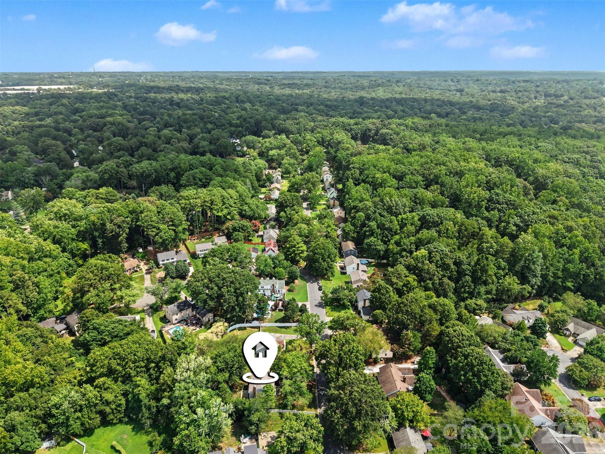 320 Sunnywood Lane — Charlotte