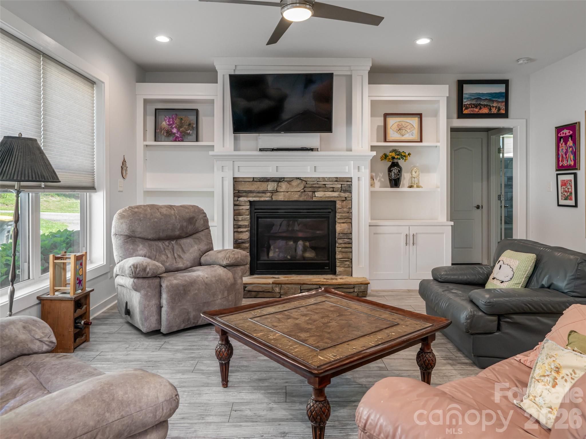 51 Verde Drive — Asheville