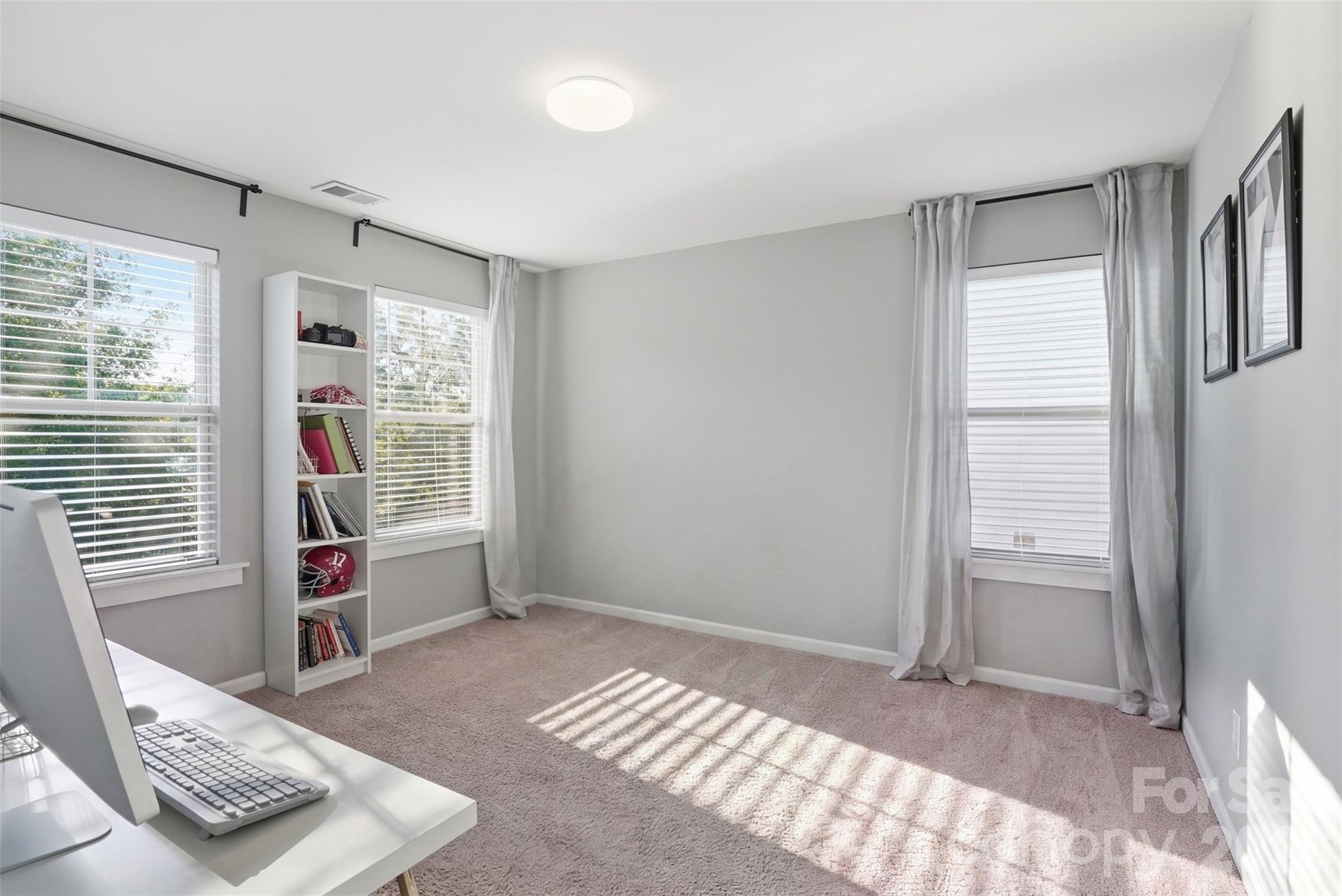 10022 Wrigley Drive — Charlotte