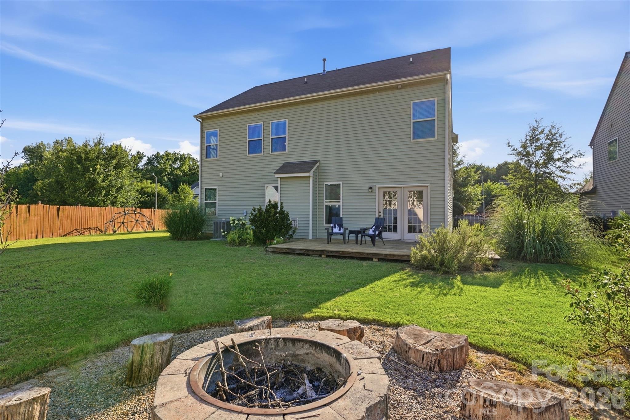 10022 Wrigley Drive — Charlotte