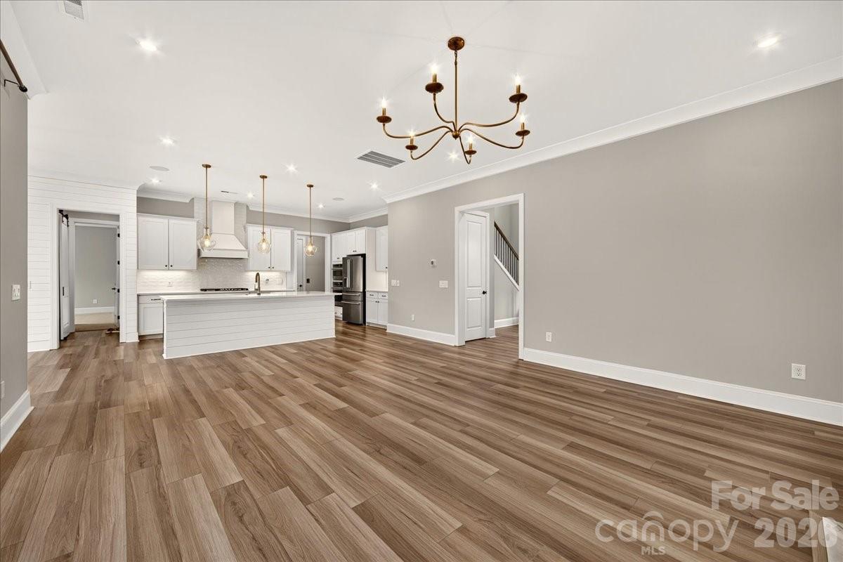 222 Lanyard Lane — Belmont
