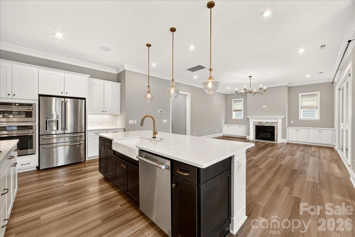 222 Lanyard Lane — Belmont