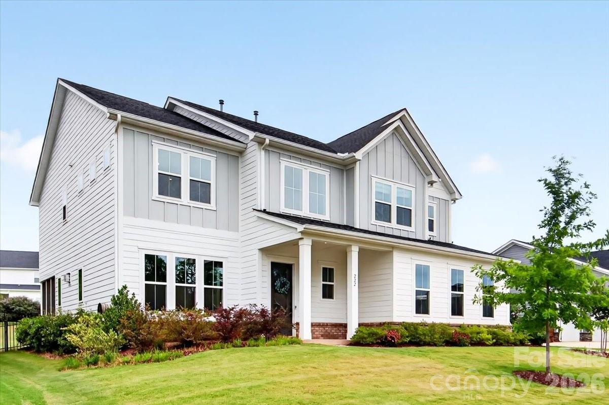 222 Lanyard Lane — Belmont