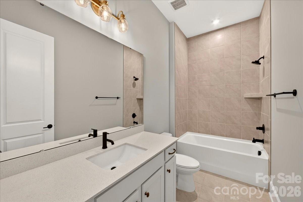 222 Lanyard Lane — Belmont
