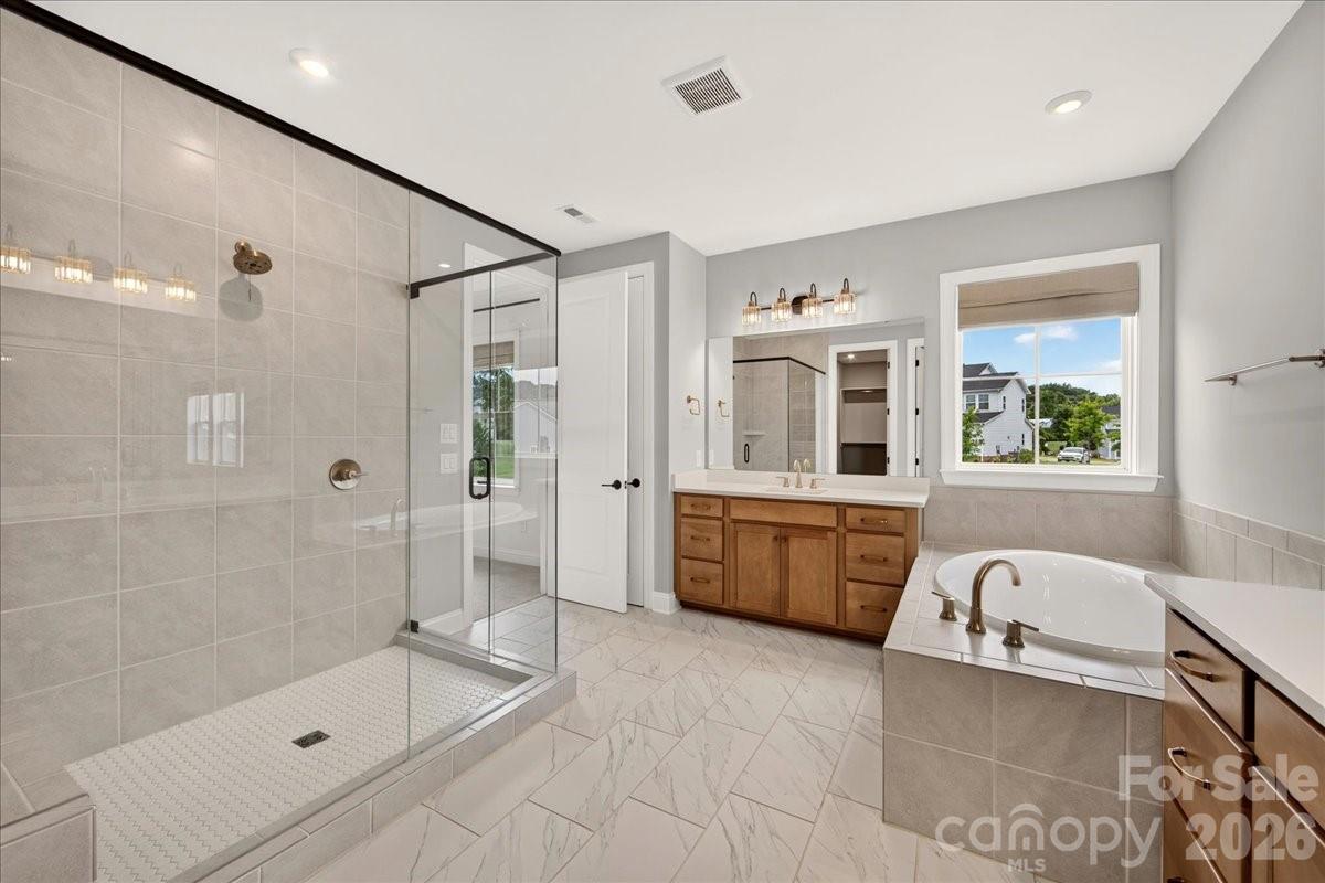 222 Lanyard Lane — Belmont