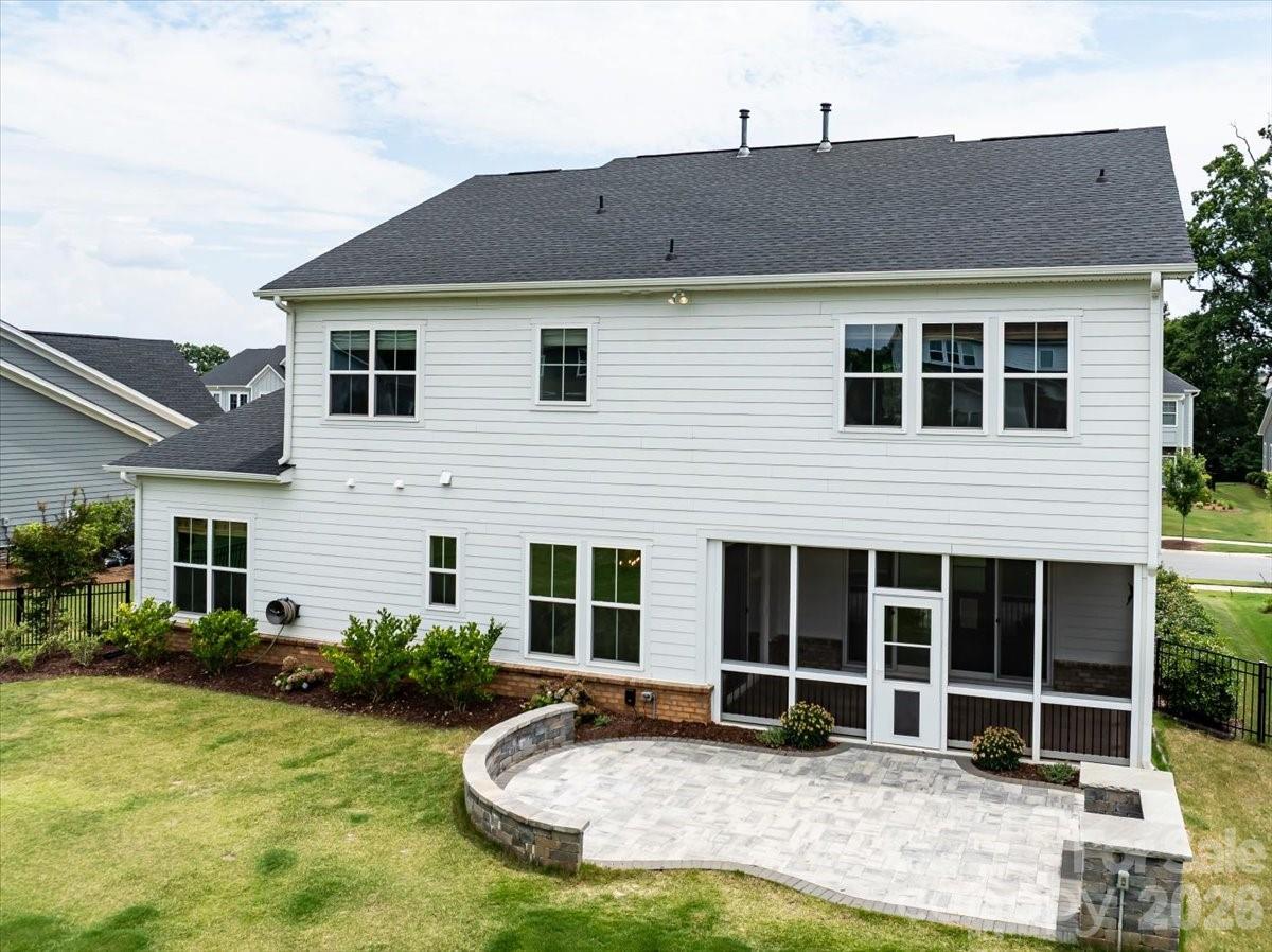 222 Lanyard Lane — Belmont