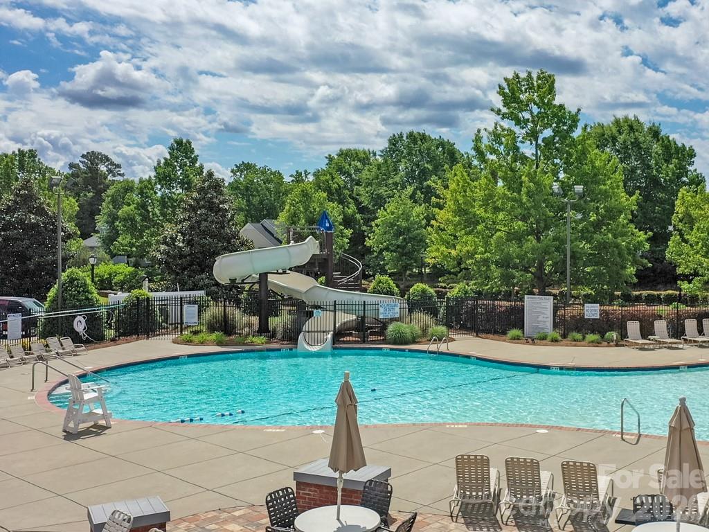 406 Belo Court — Fort Mill