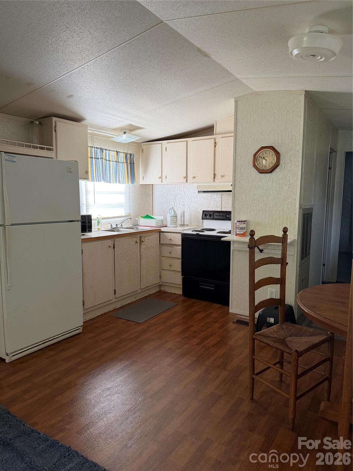 141 Goodman Road — Troutman