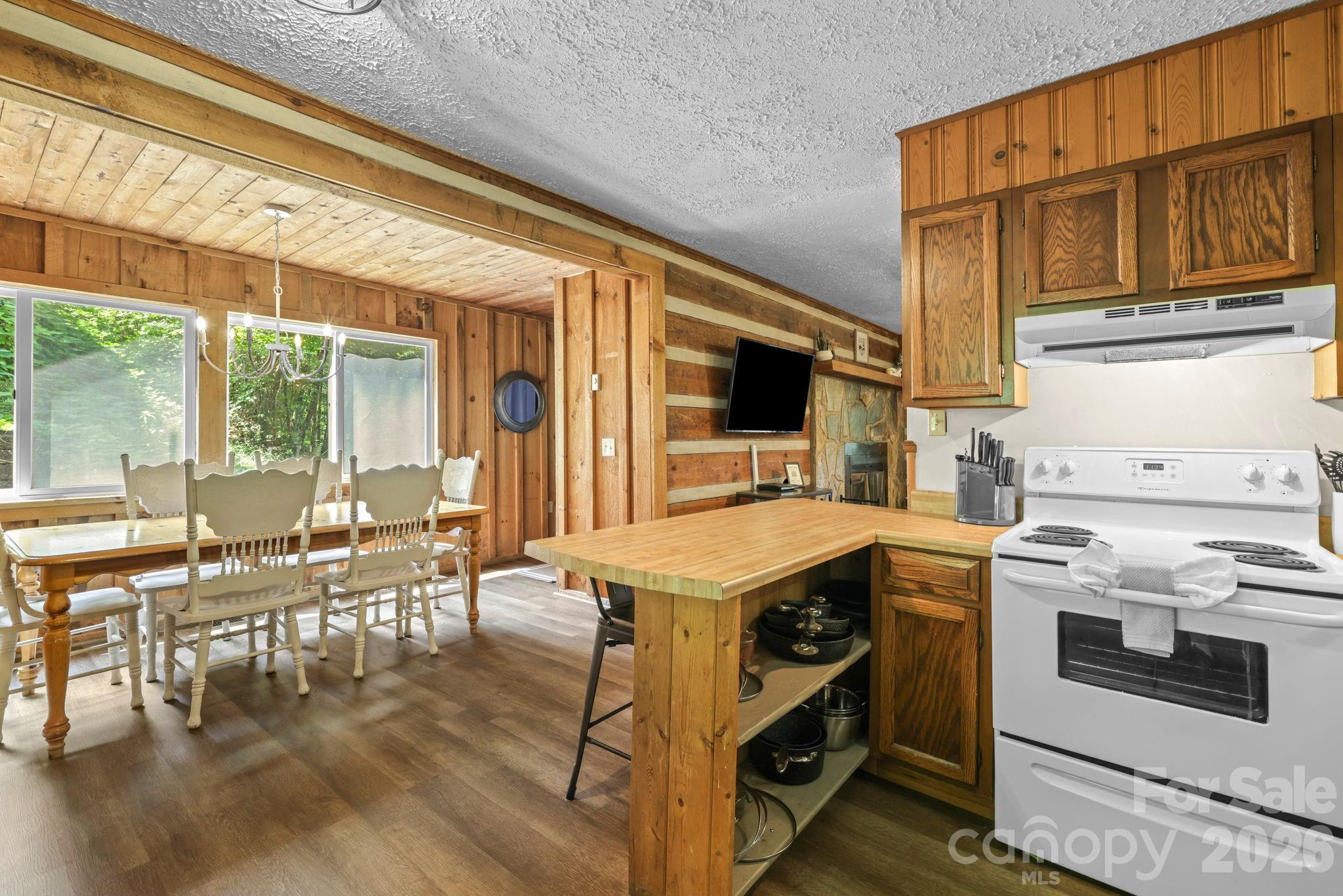 237 Biltmore Circle — Bryson City