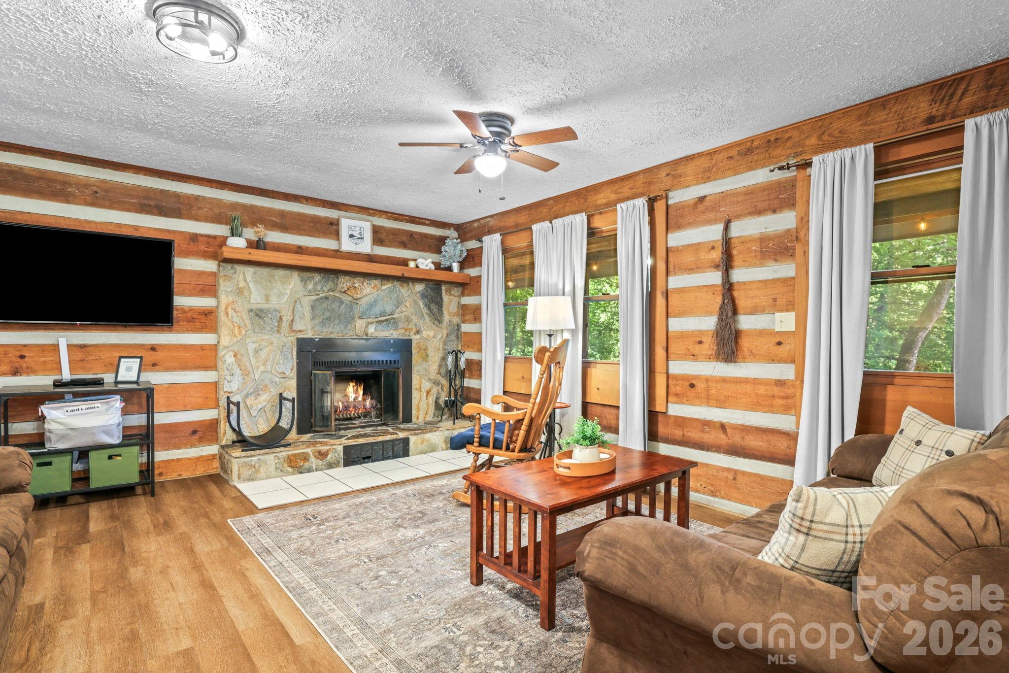 237 Biltmore Circle — Bryson City