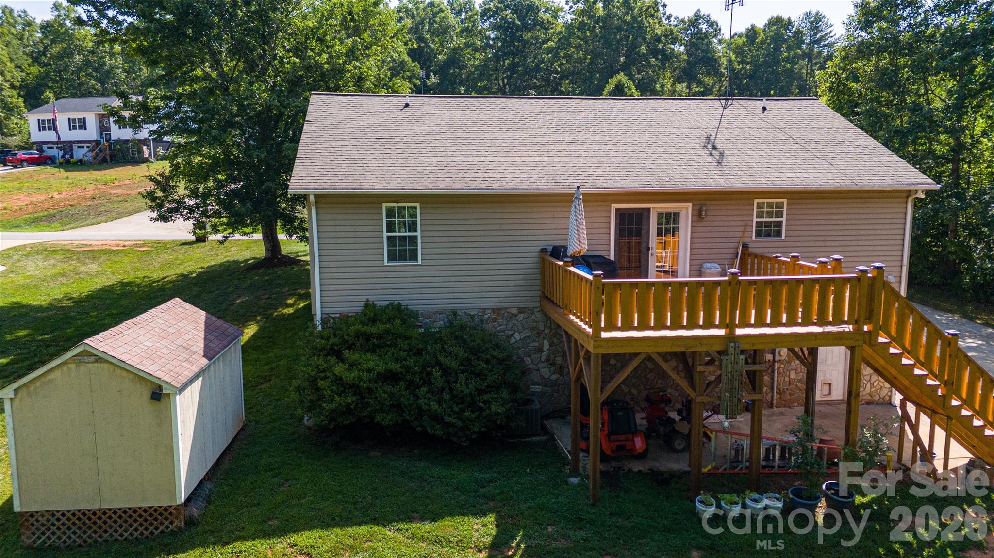 3611 Judea Drive — Lenoir