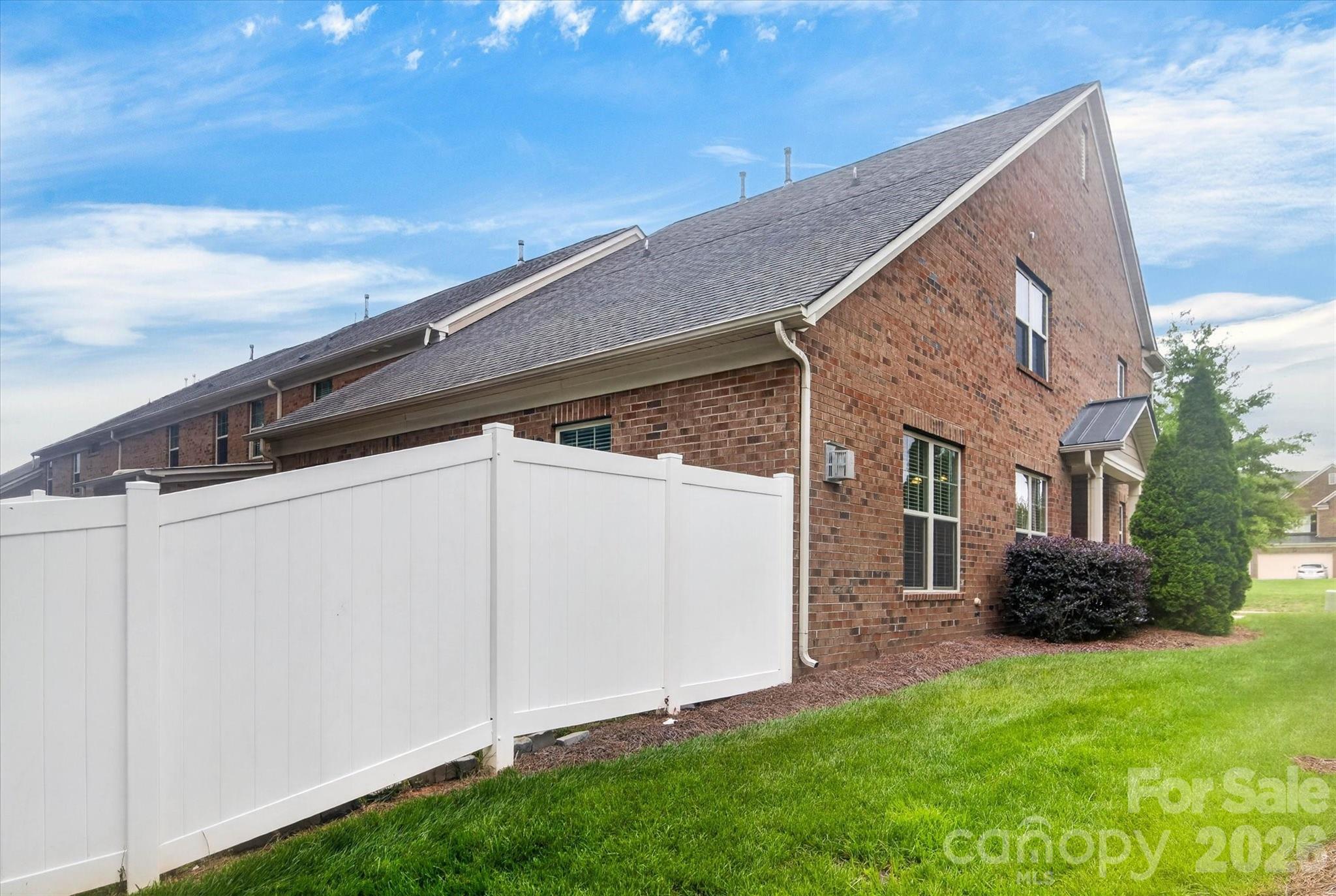3153 Hartson Pointe Drive — Fort Mill