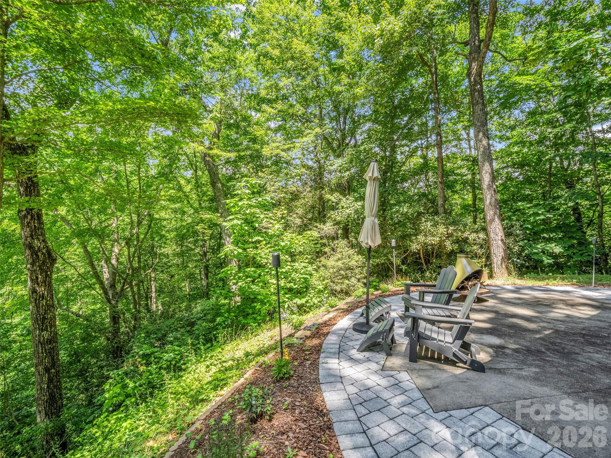 20 Kimberly Road — Black Mountain