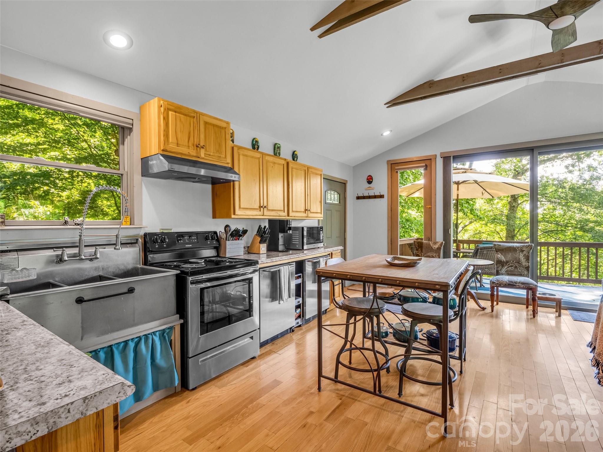 20 Kimberly Road — Black Mountain