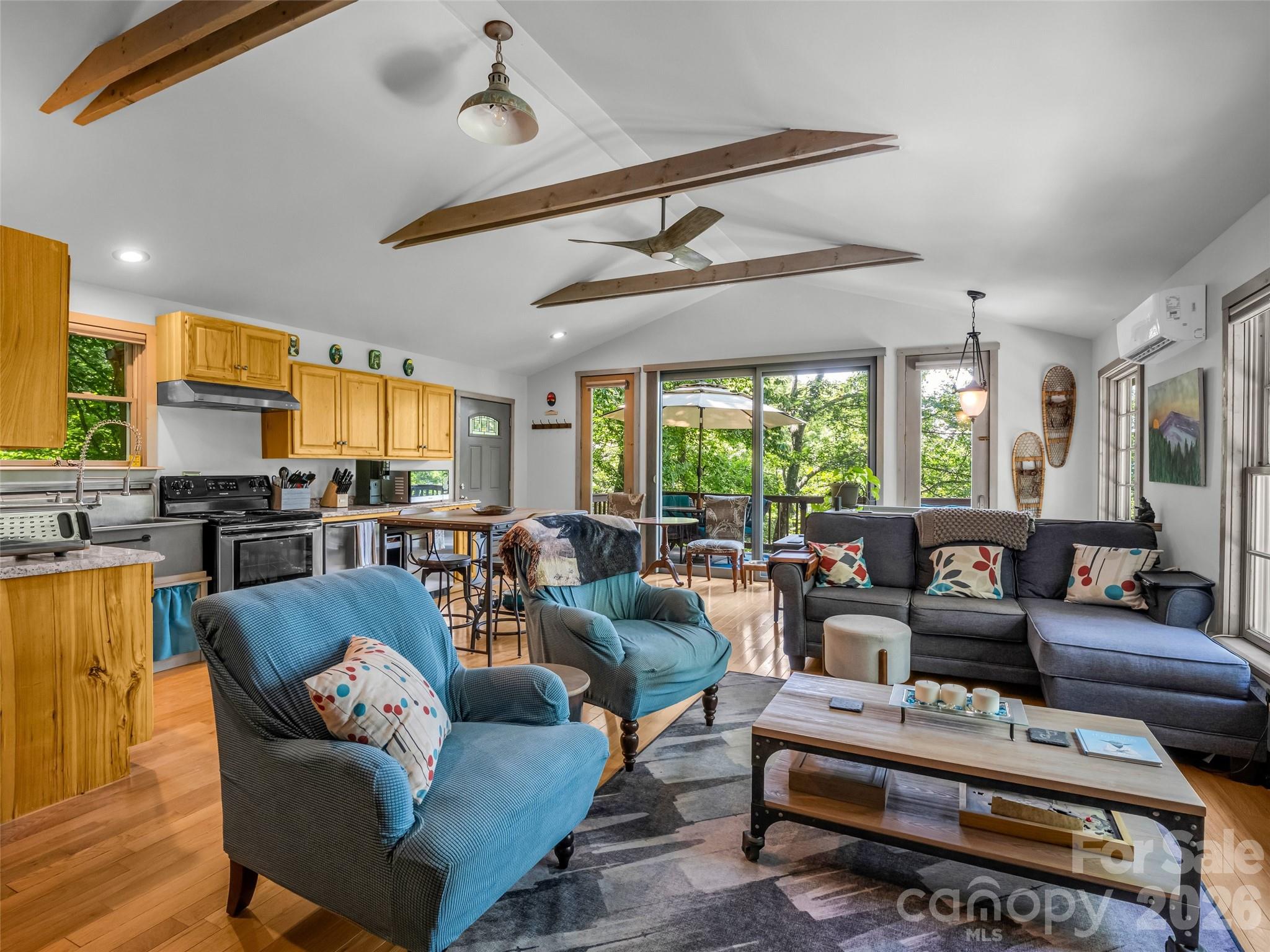 20 Kimberly Road — Black Mountain