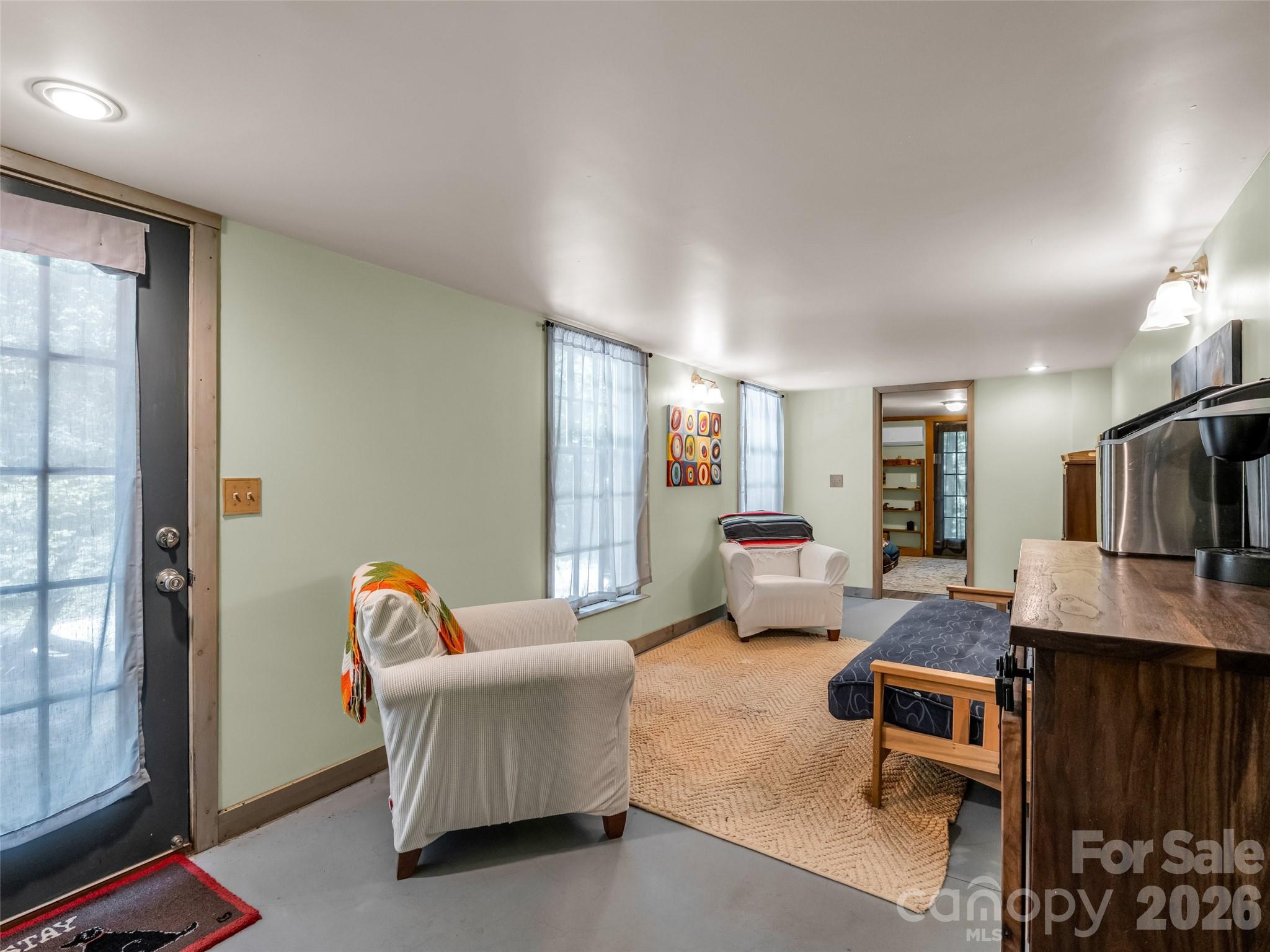 20 Kimberly Road — Black Mountain