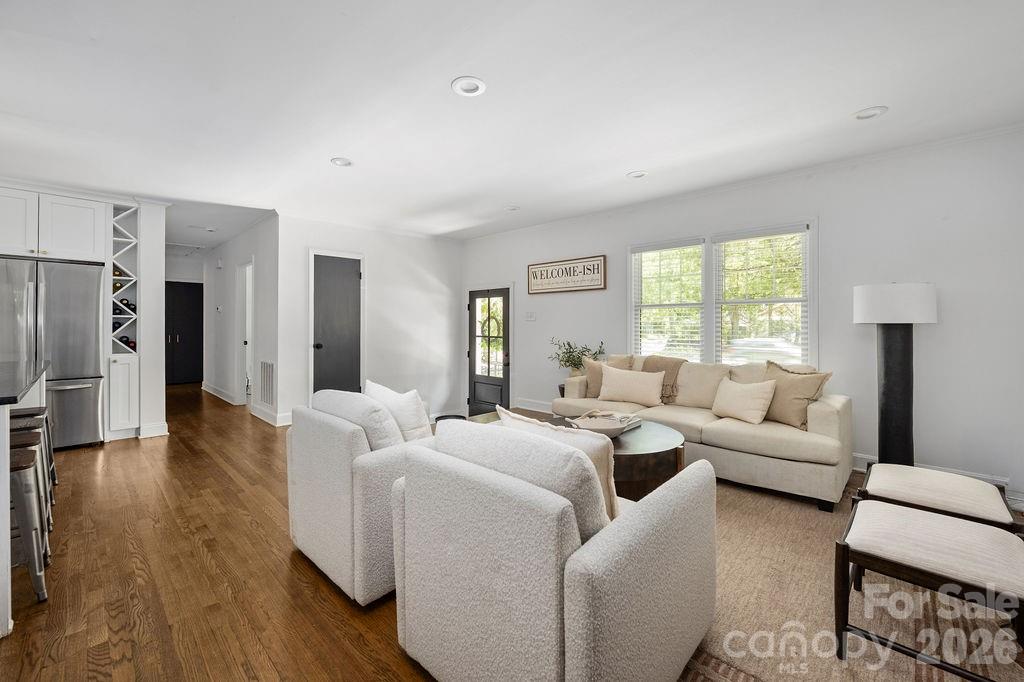 6614 Old Providence Road — Charlotte