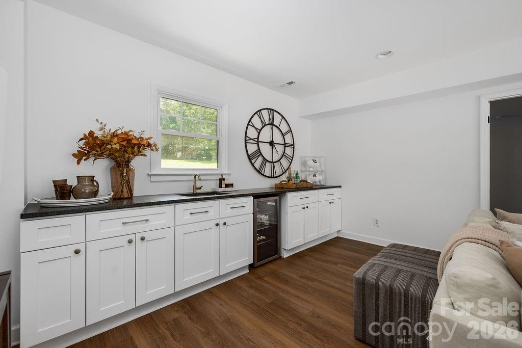 6614 Old Providence Road — Charlotte
