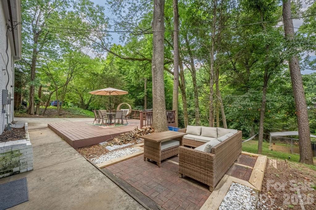 6614 Old Providence Road — Charlotte