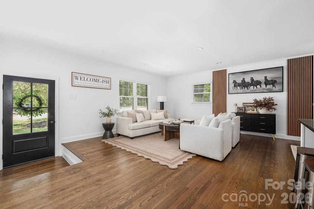 6614 Old Providence Road — Charlotte
