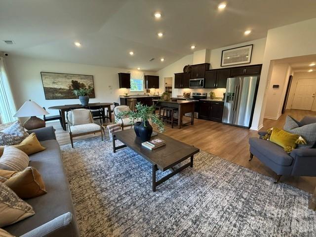 533 Creston Place Drive — Monroe