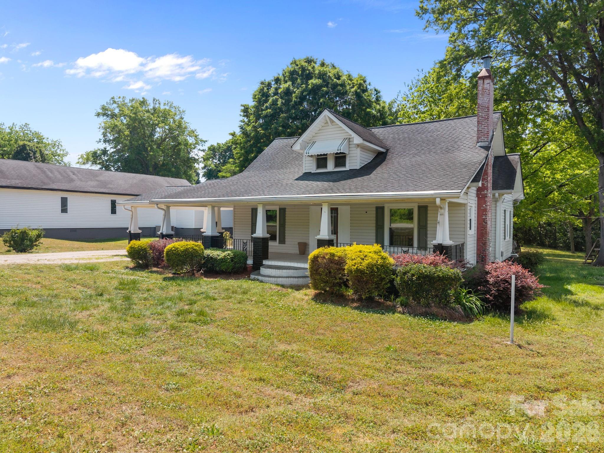 2407 N Main Street — Kannapolis