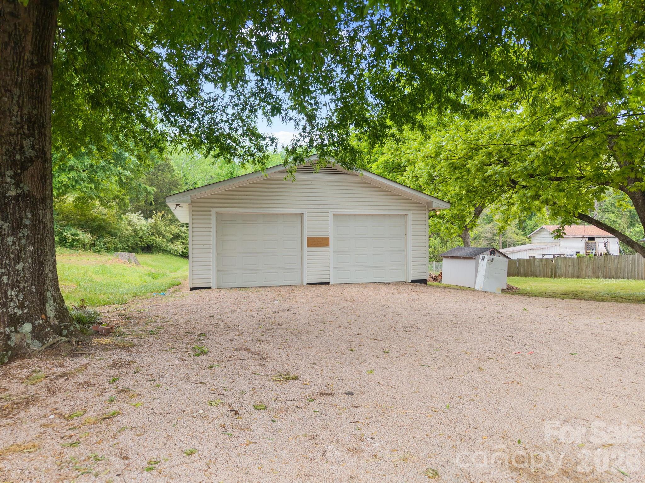 2407 N Main Street — Kannapolis