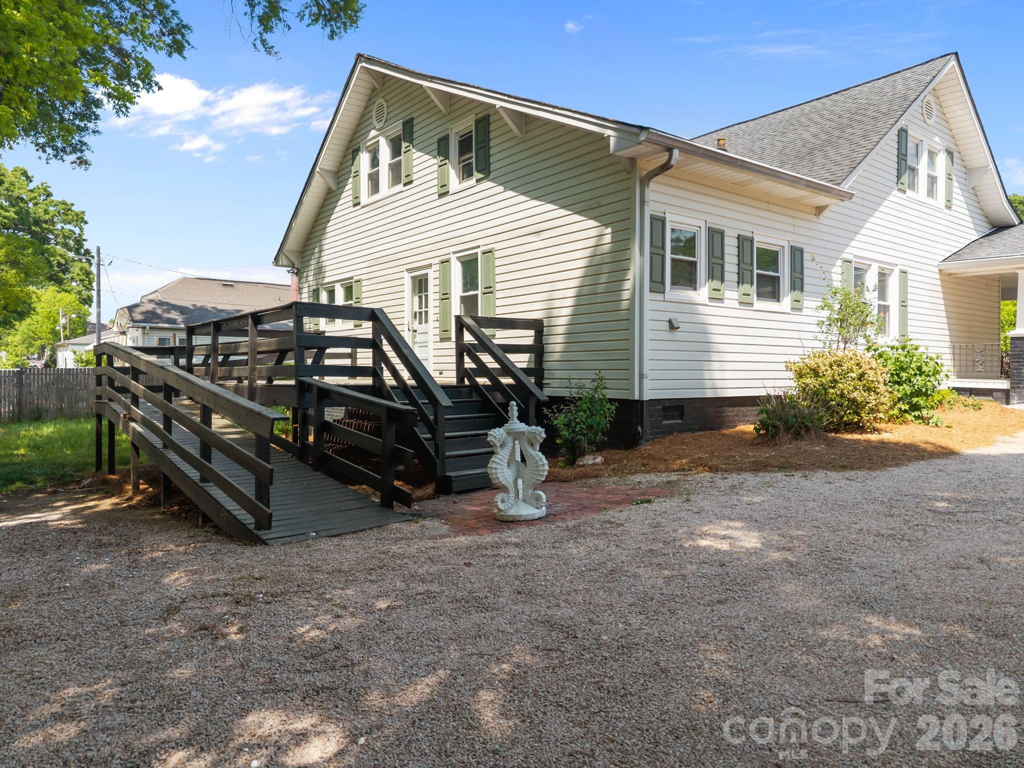 2407 N Main Street — Kannapolis