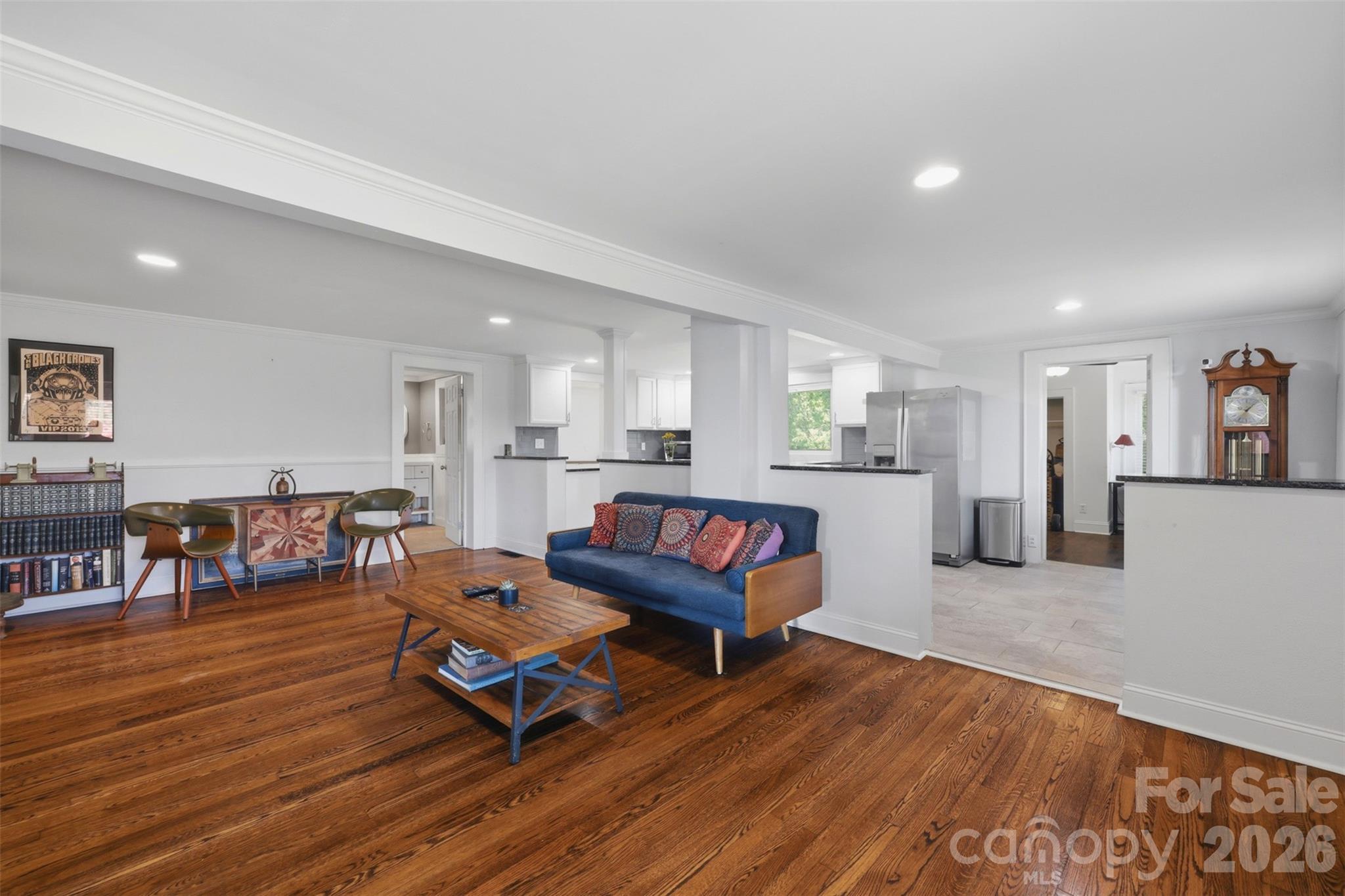 104 31st Avenue NE — Hickory
