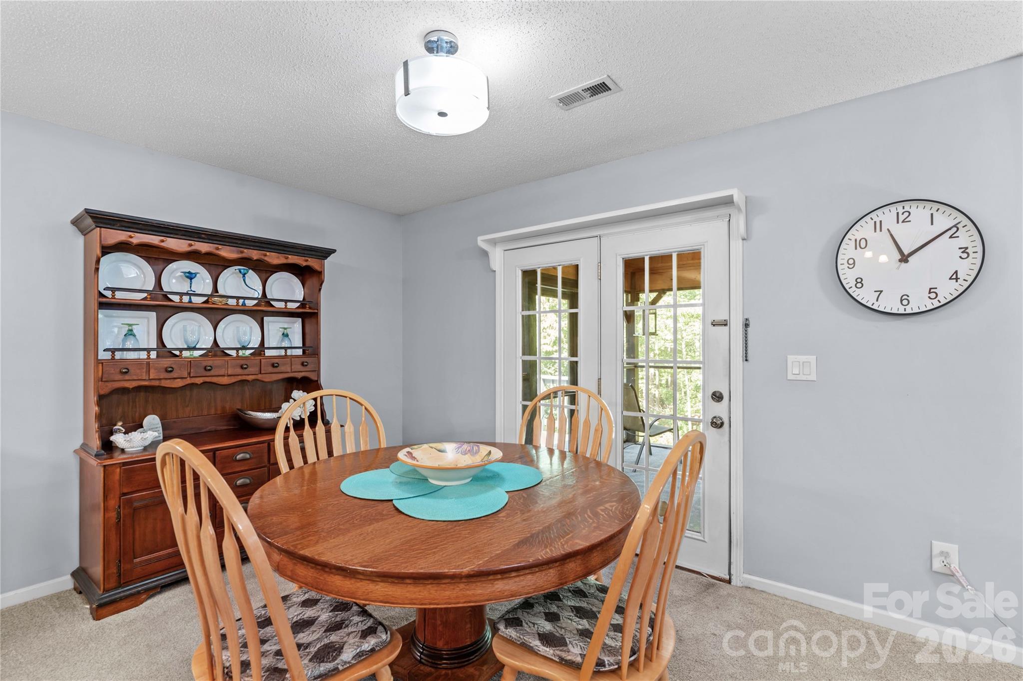 104 Parkers Grove Lane — Statesville