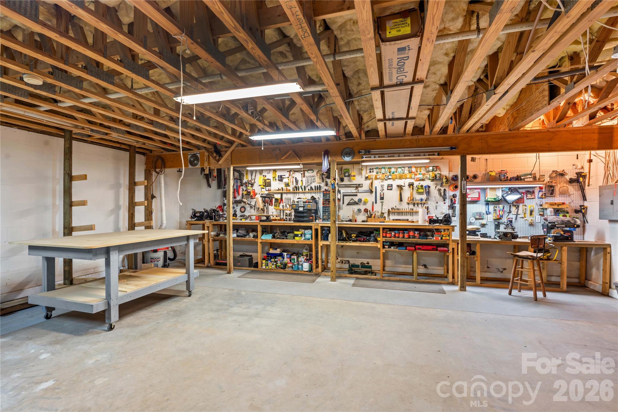 104 Parkers Grove Lane — Statesville