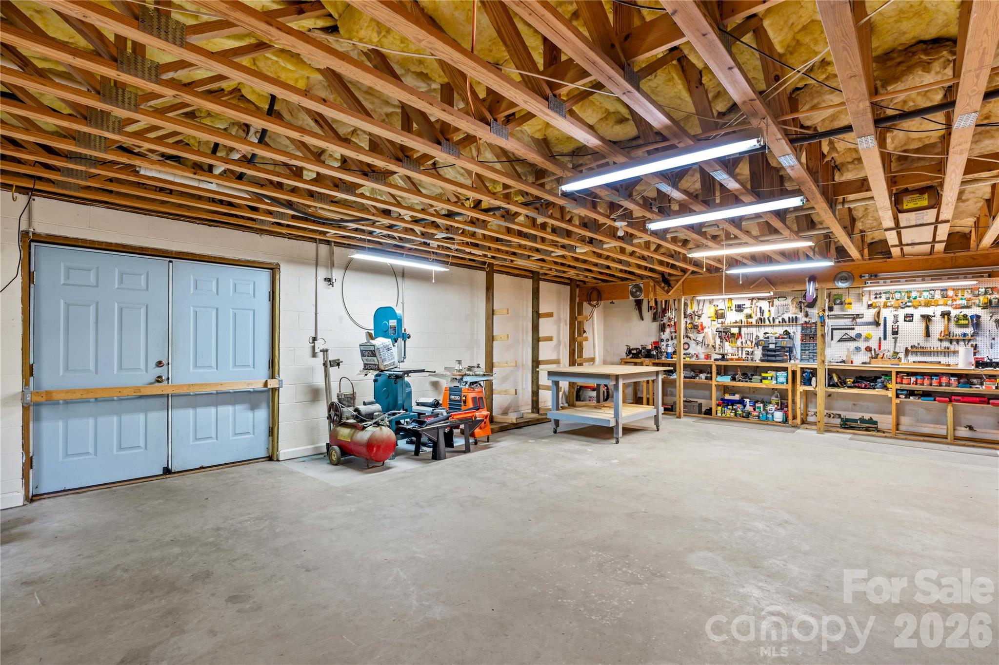 104 Parkers Grove Lane — Statesville