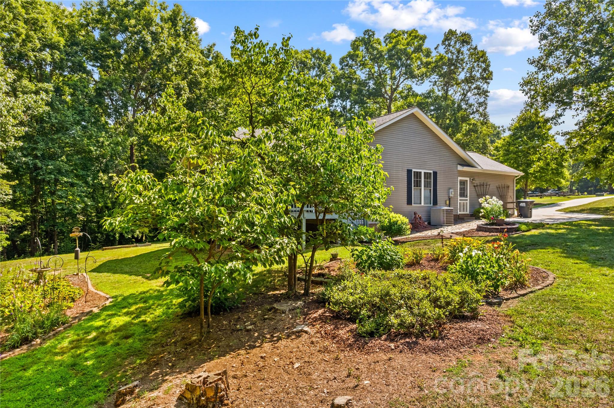 104 Parkers Grove Lane — Statesville