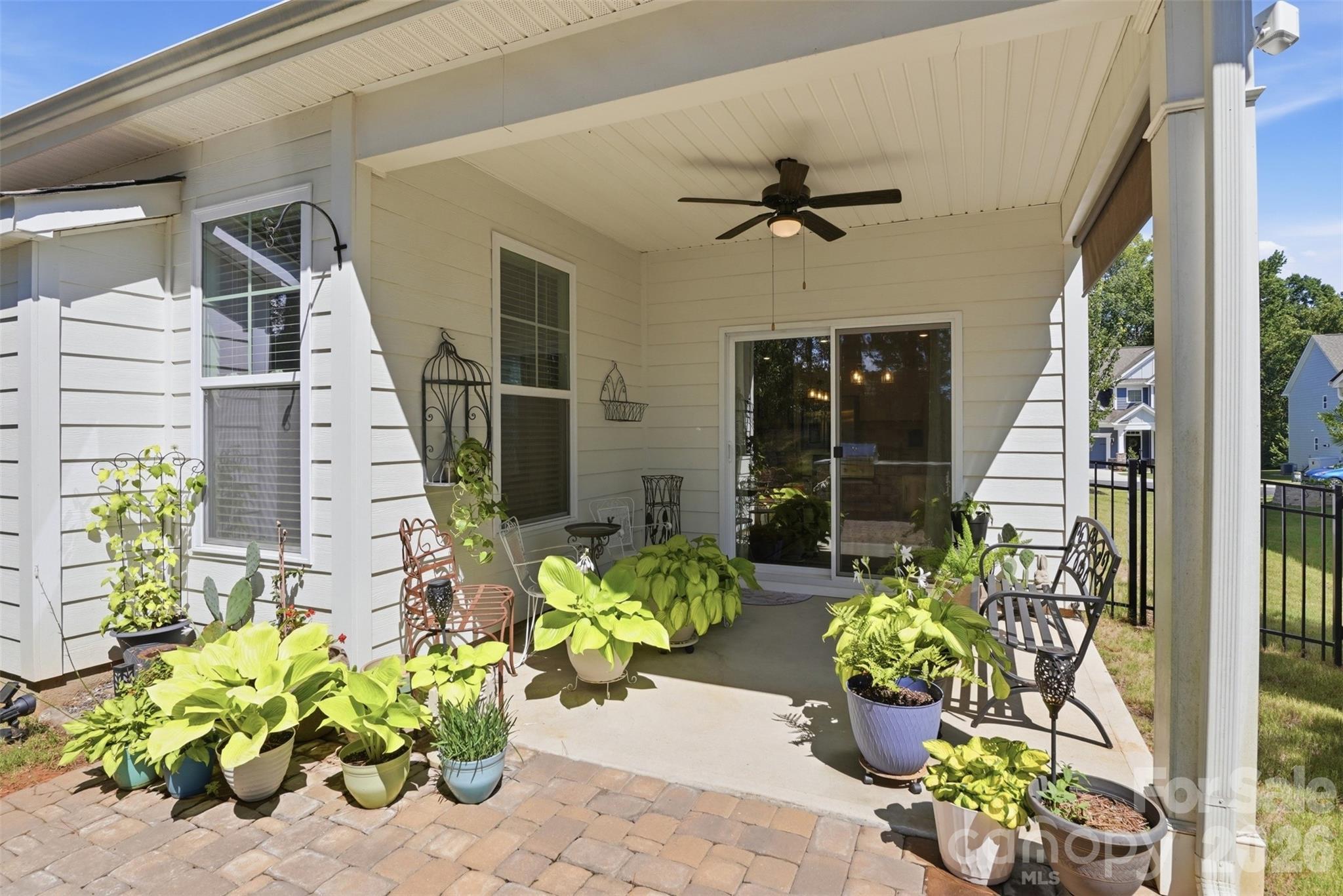 141 Rhuidean Court — Troutman