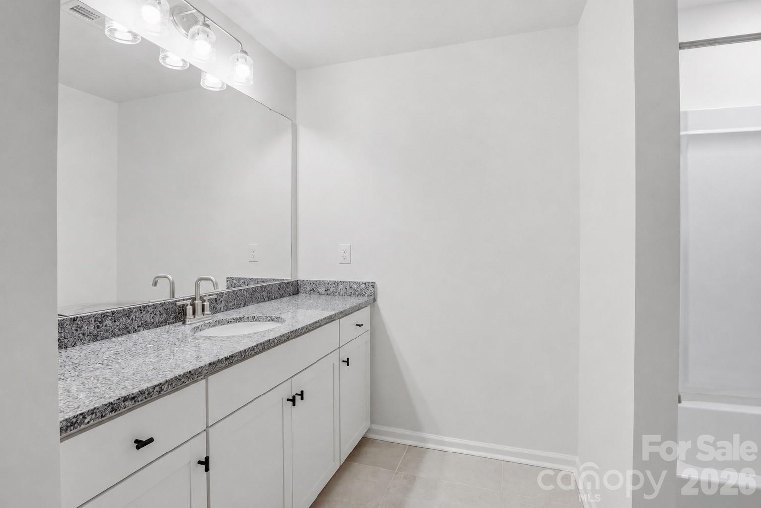 141 Rhuidean Court — Troutman