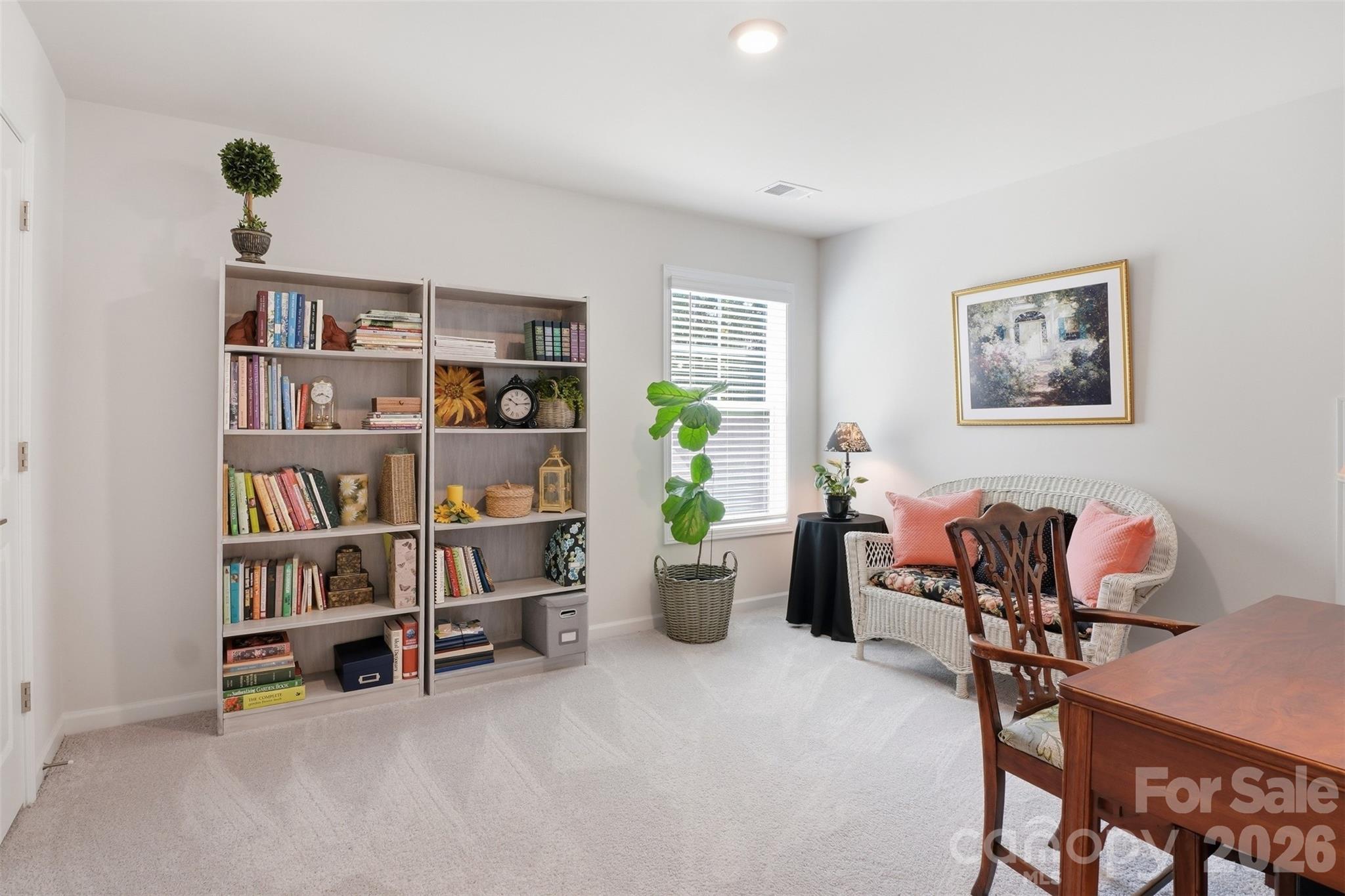141 Rhuidean Court — Troutman