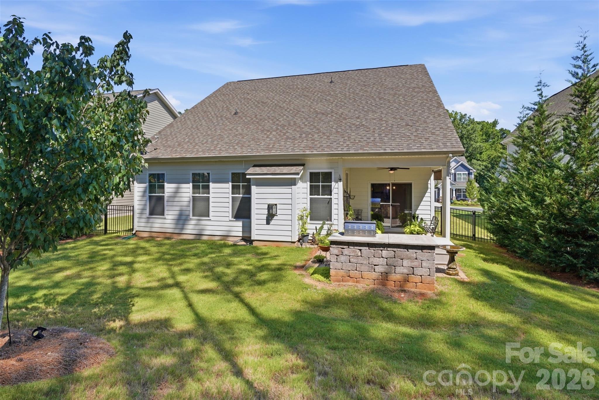 141 Rhuidean Court — Troutman