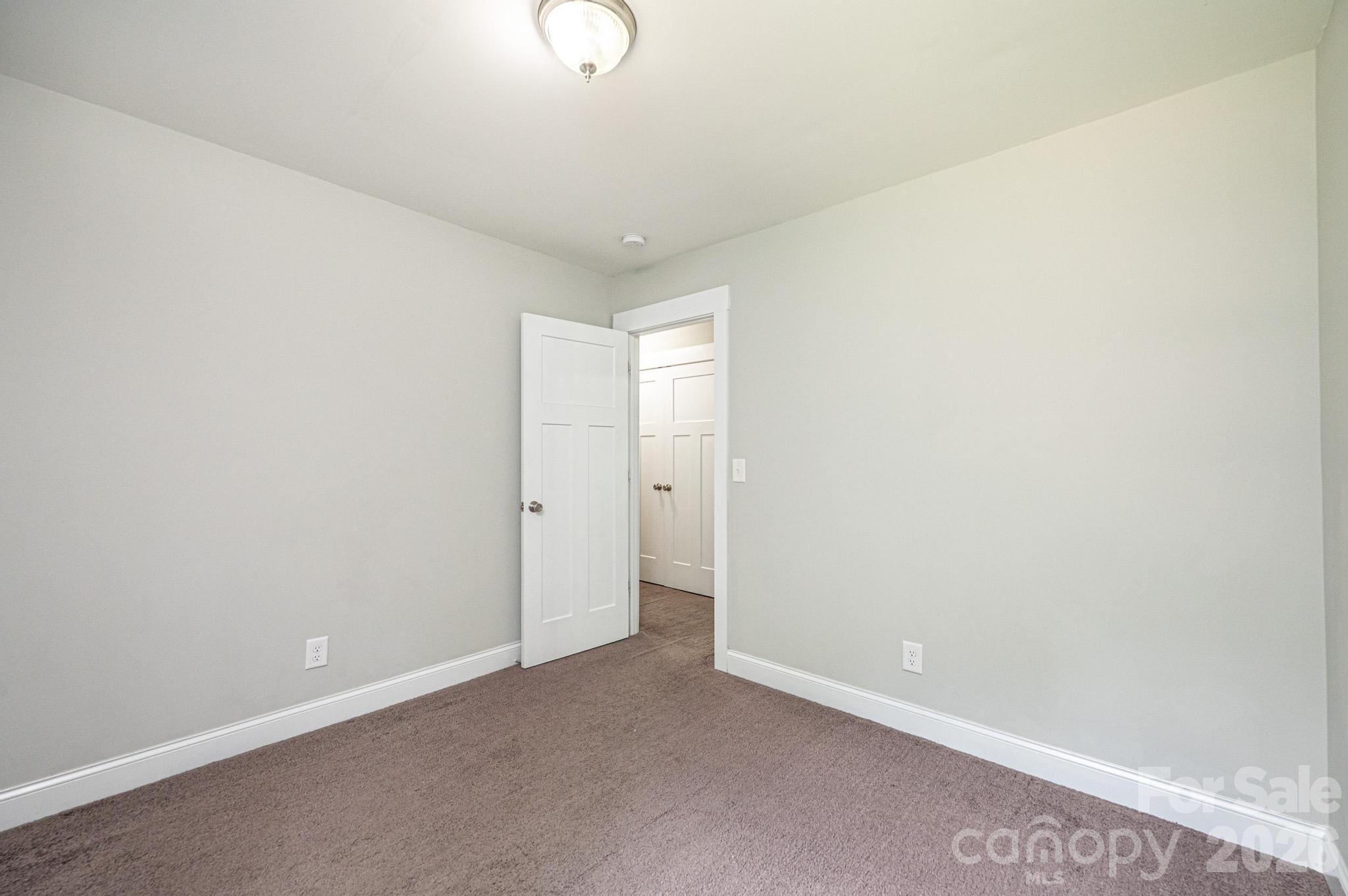 3605 Still Knoll Lane — Sherrills Ford