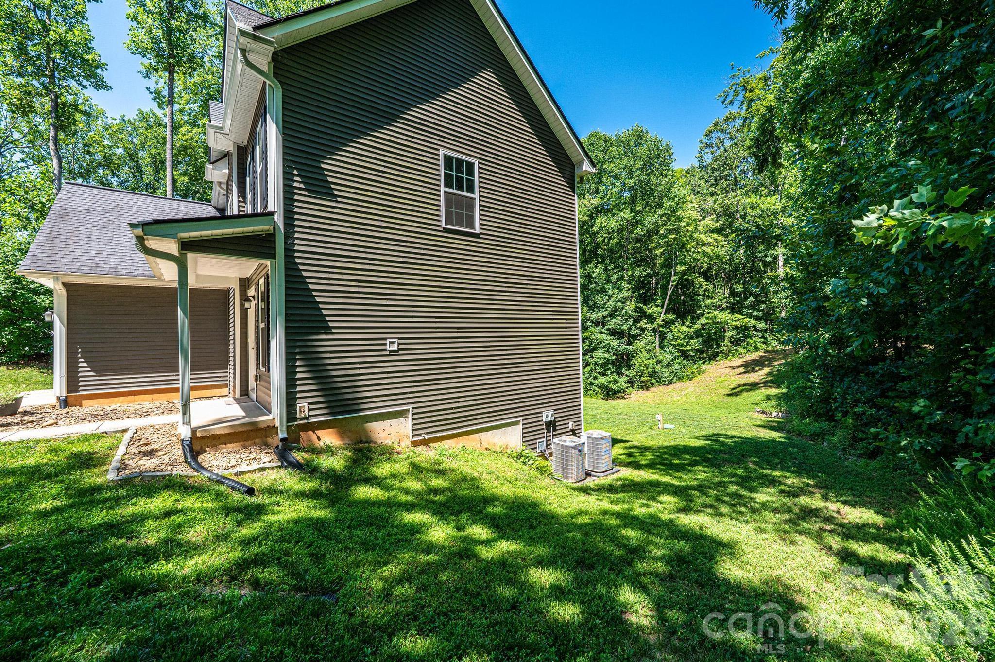 3605 Still Knoll Lane — Sherrills Ford