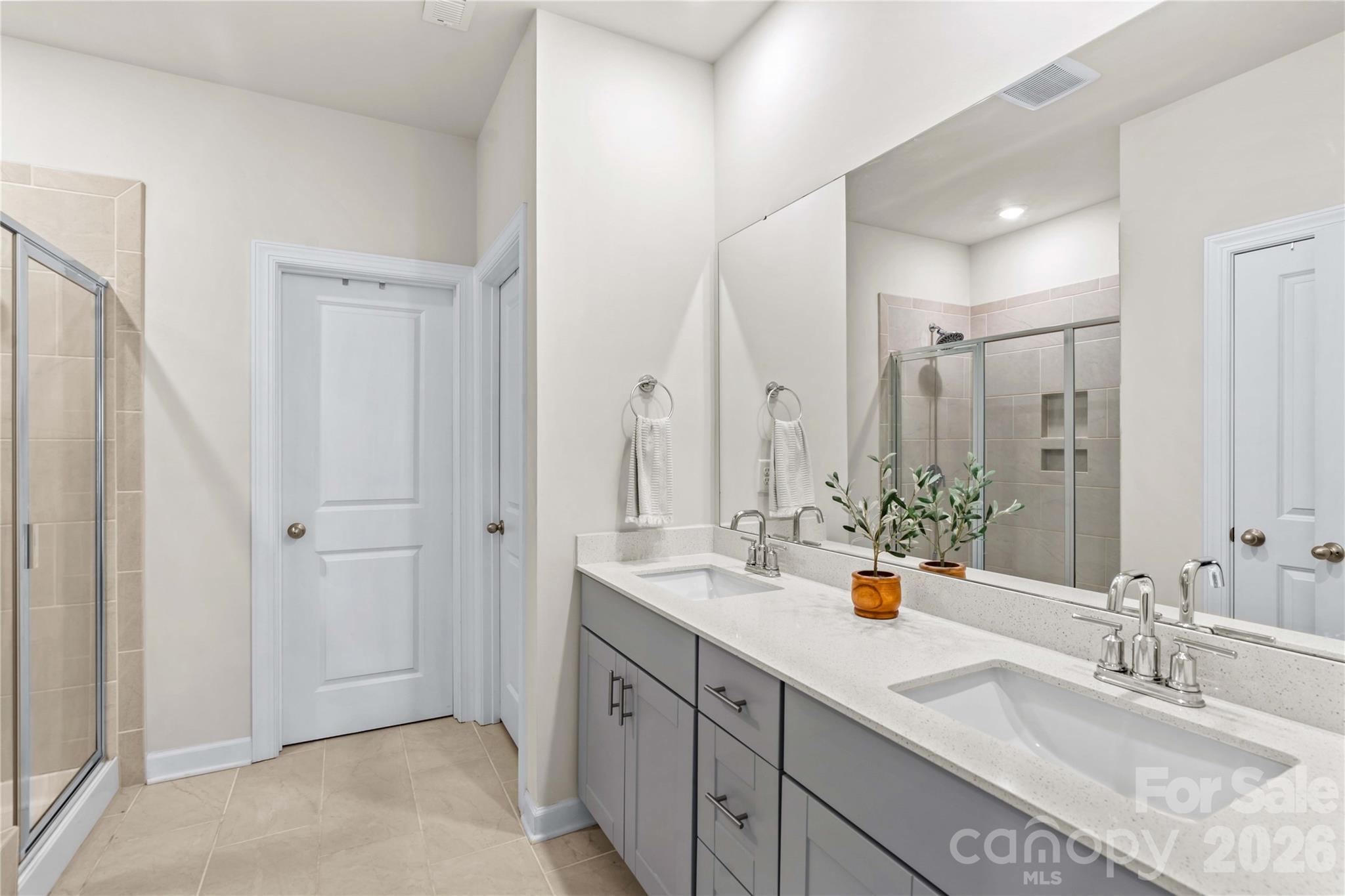 2157 Cherrybark Court — Denver