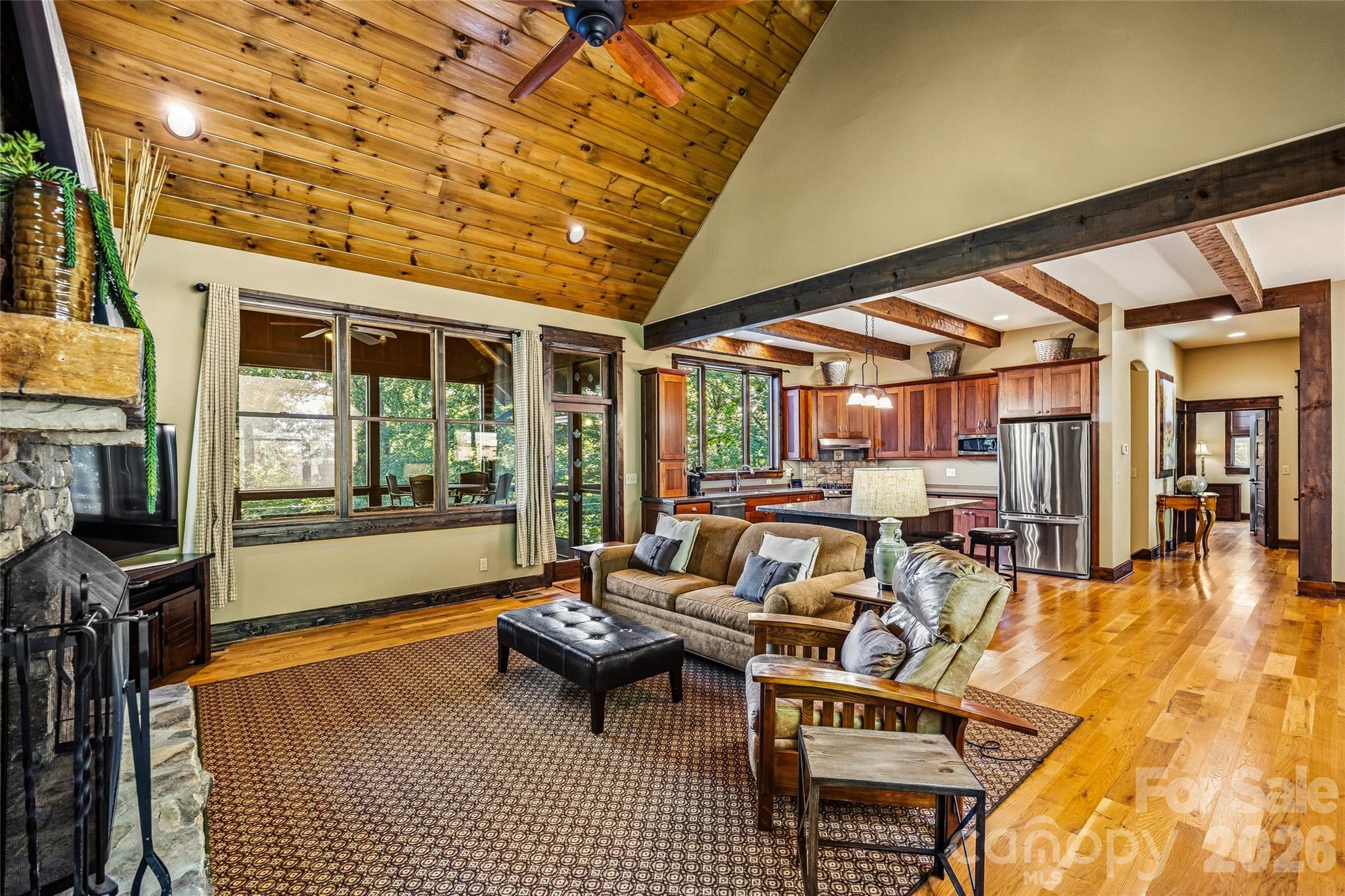 136 Merrills Ridge Road — Asheville