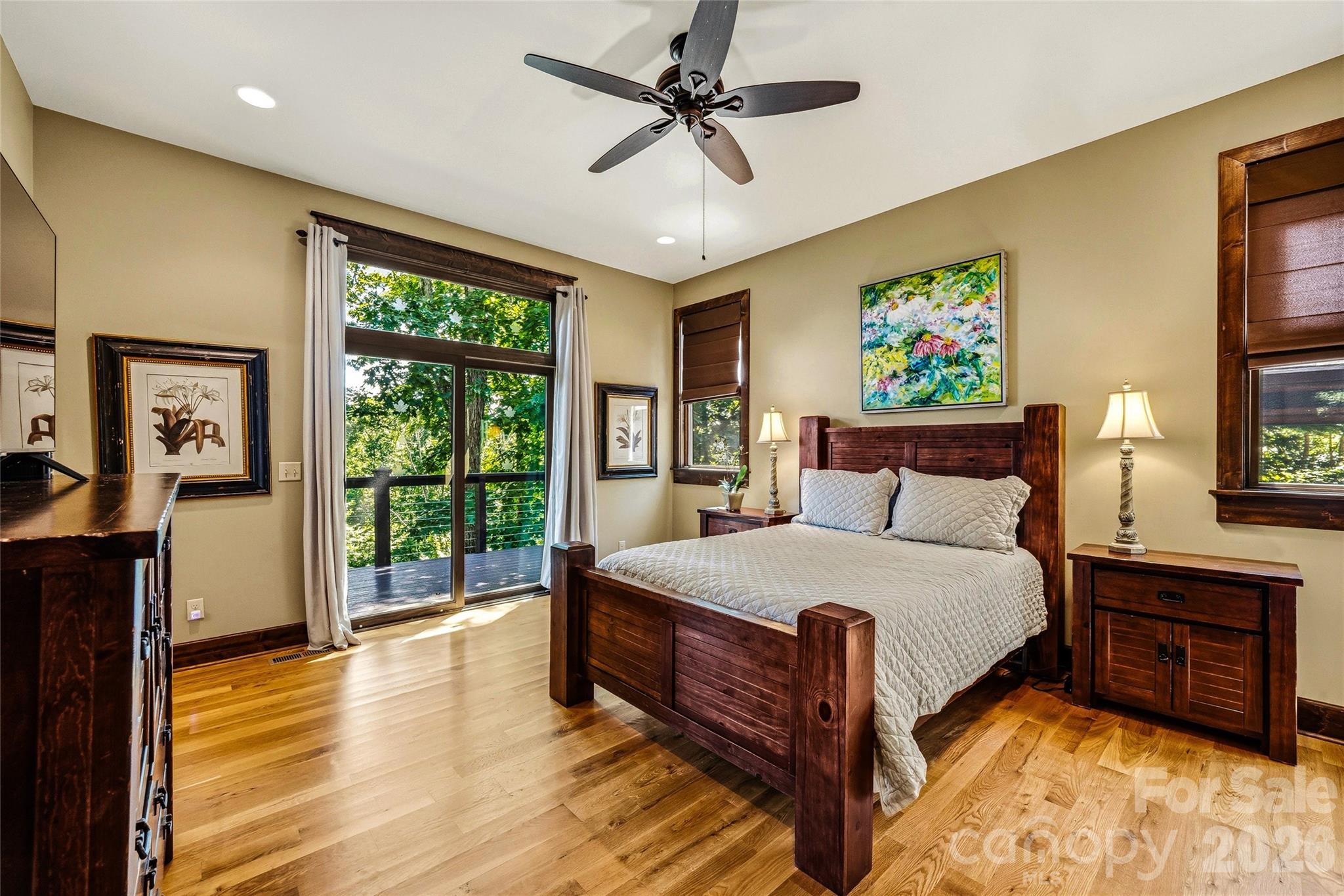 136 Merrills Ridge Road — Asheville