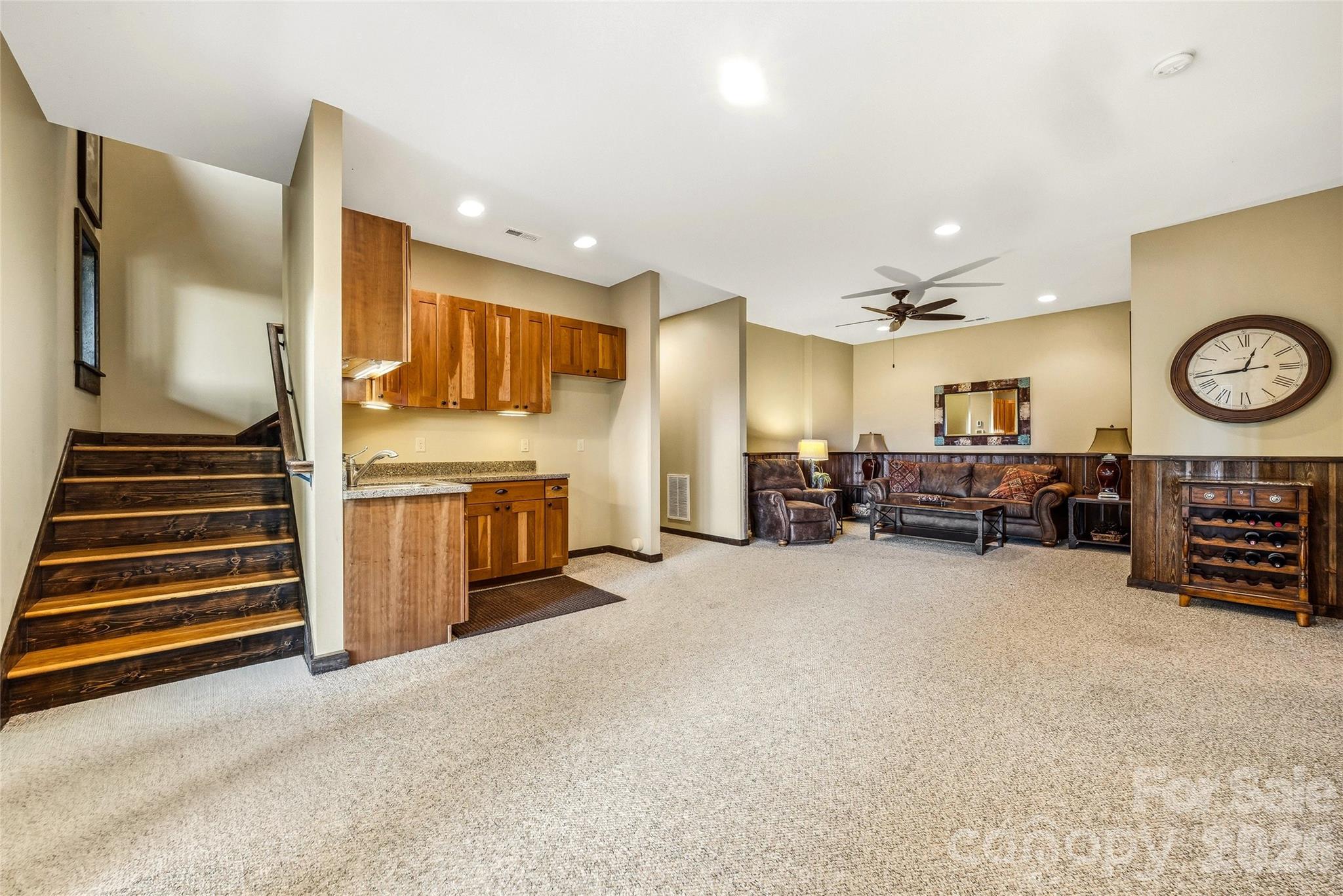136 Merrills Ridge Road — Asheville