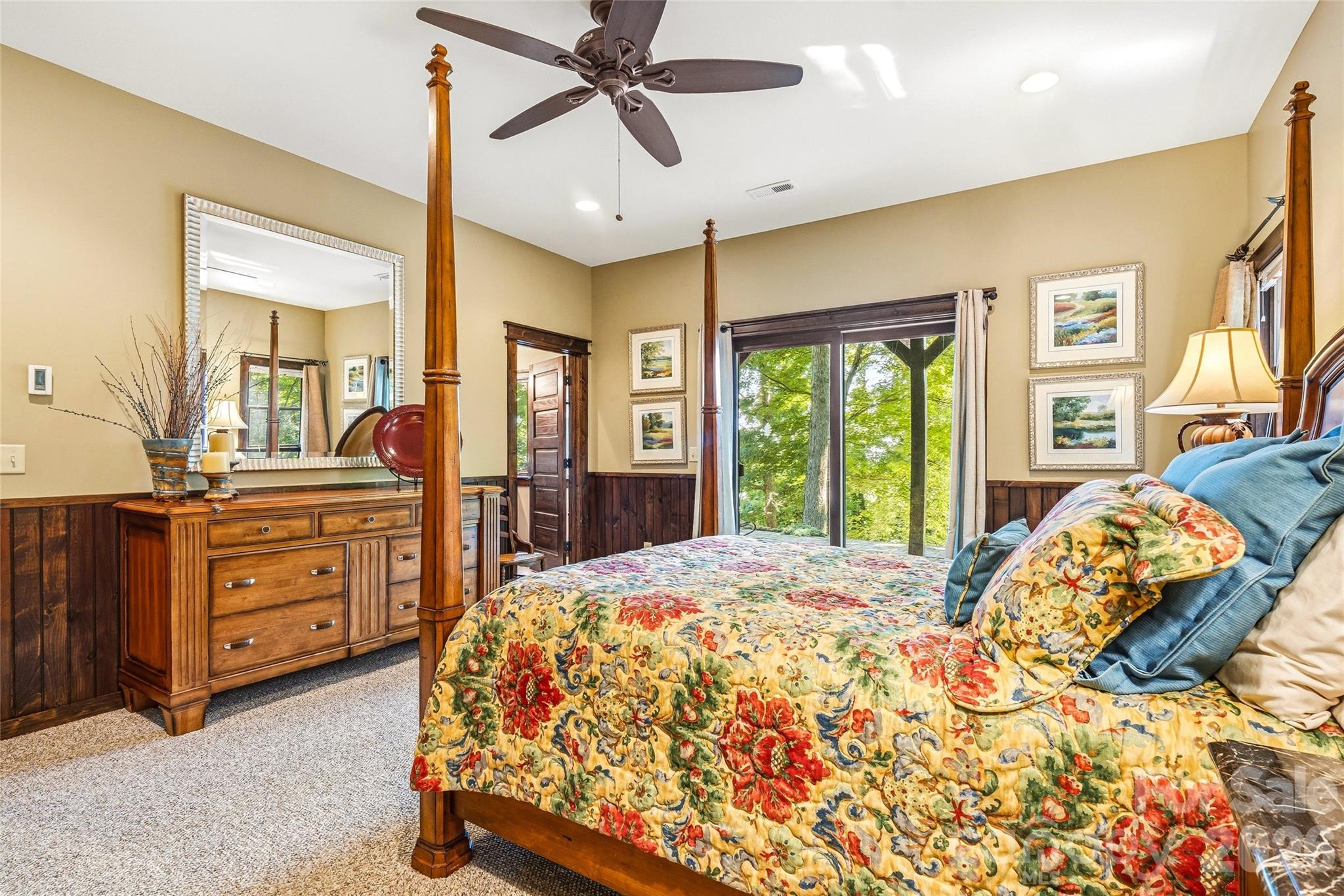 136 Merrills Ridge Road — Asheville