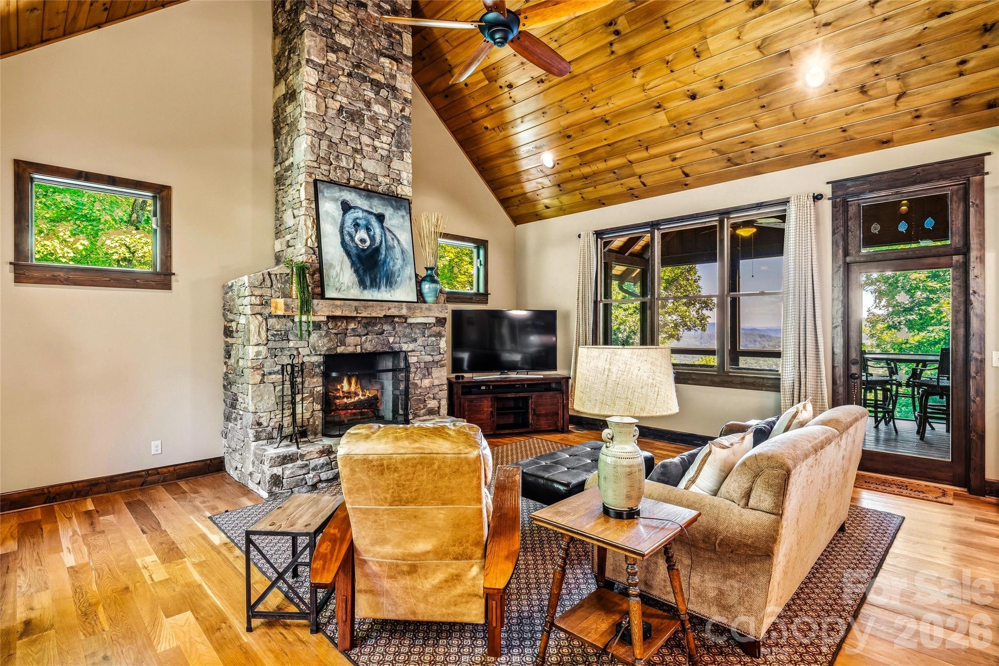 136 Merrills Ridge Road — Asheville